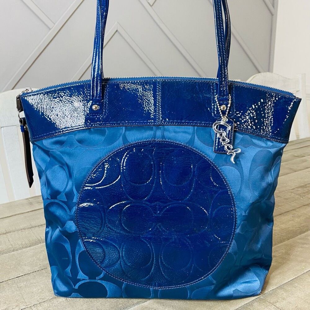 COACH Laura Large Designer Logo TOTE F18336 Luxury  LEATHER BAG Purse - Picture 3 of 10